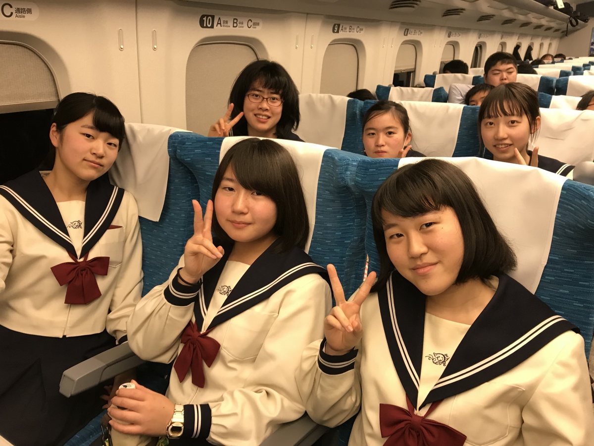 女子中修学旅行 中学3年修学旅行1日目｜新着情報｜札幌聖心女子学院 中学校 ...